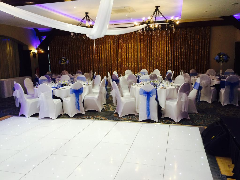 The Royal Chace Hotel Enfield Exterior photo